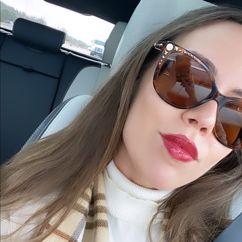 Meet your Posher, Aimee